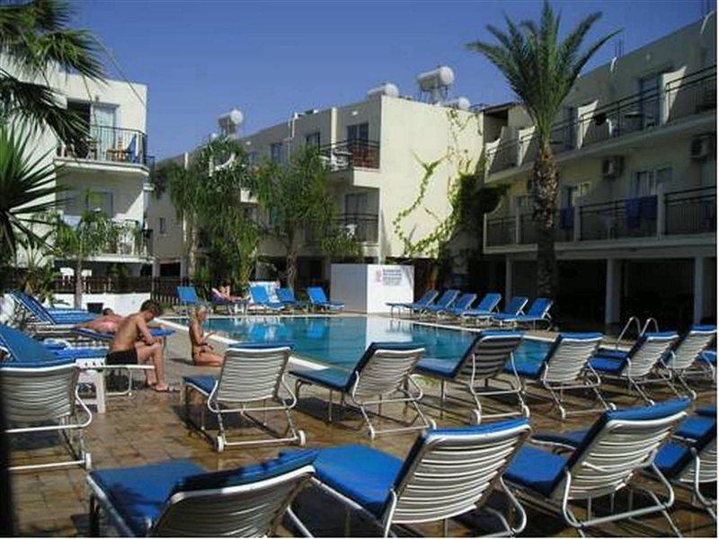 Pavlinia Hotel & Apartments Ayia Napa Ngoại thất bức ảnh